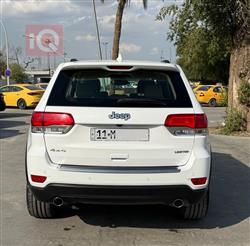 جیپ گراند شیرۆکی